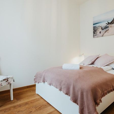 Apartamento Sight Main Square & Main Train Station & Planty Cracovia Exterior foto