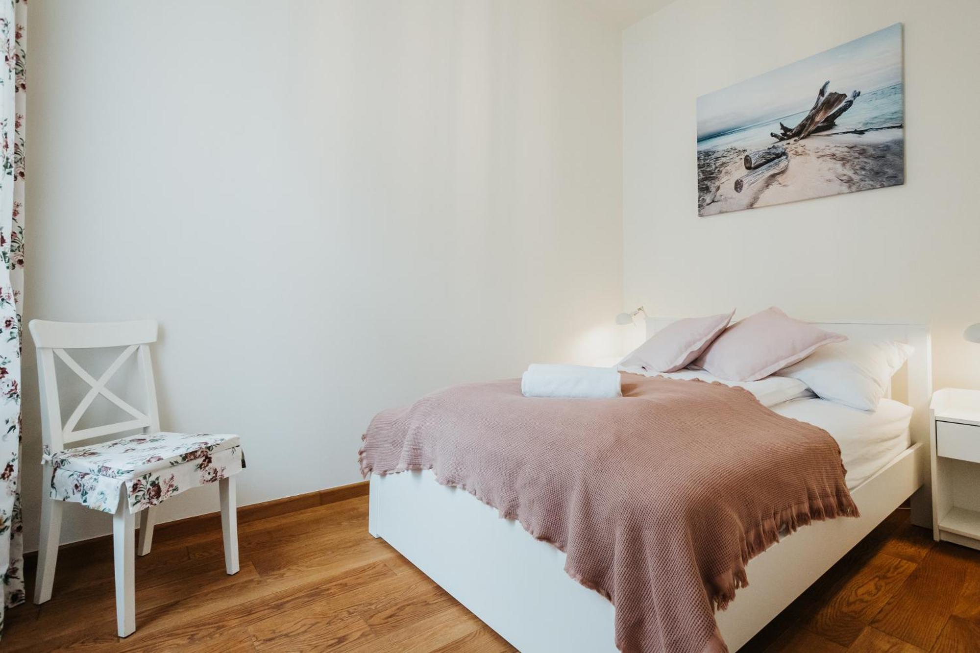 Apartamento Sight Main Square & Main Train Station & Planty Cracovia Exterior foto